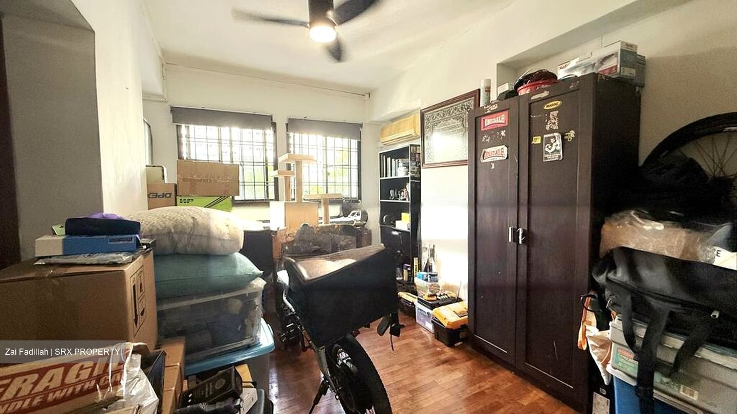 Blk 893 Tampines Avenue 8 (Tampines), HDB Executive #501888631